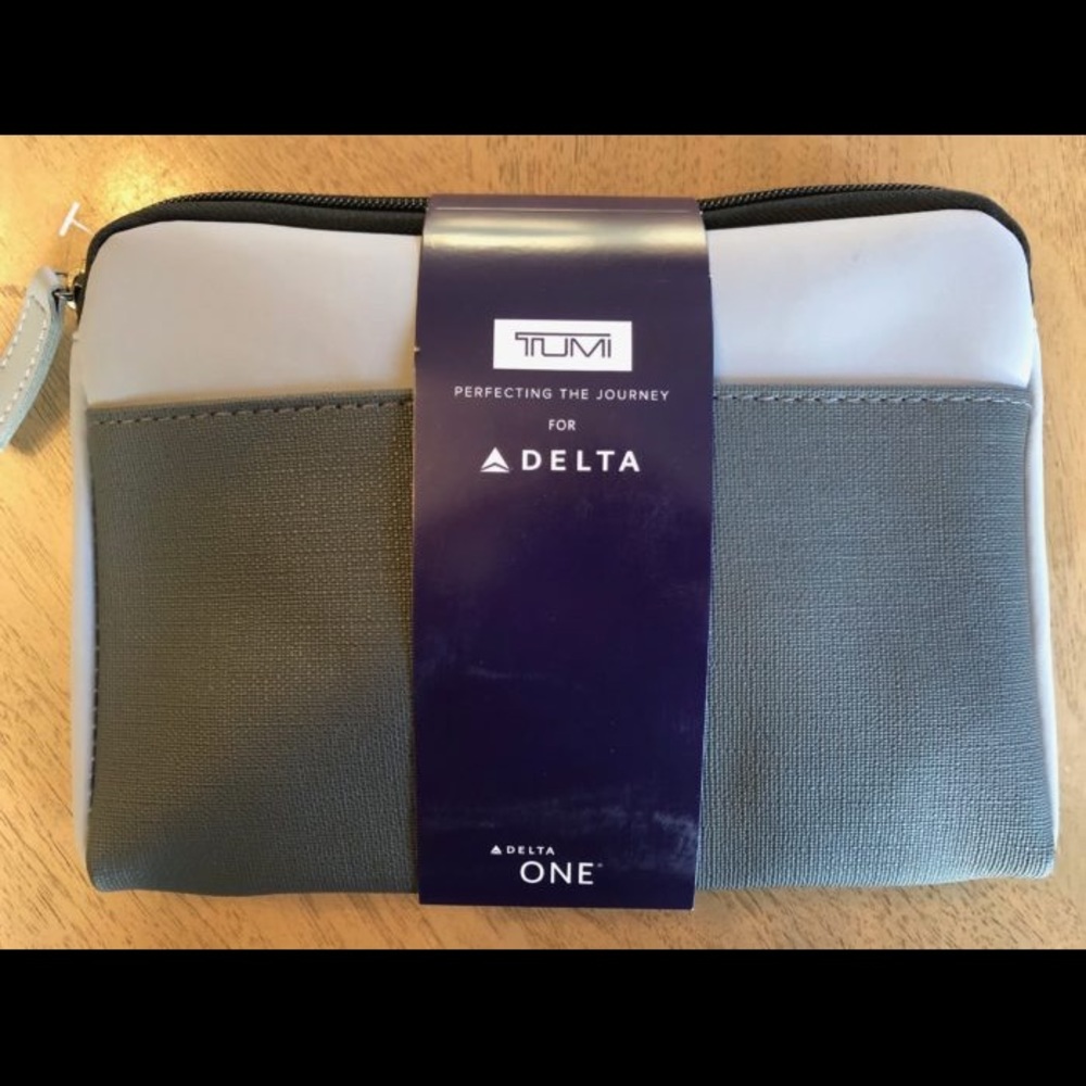 TUMI Delta One Travel Kit